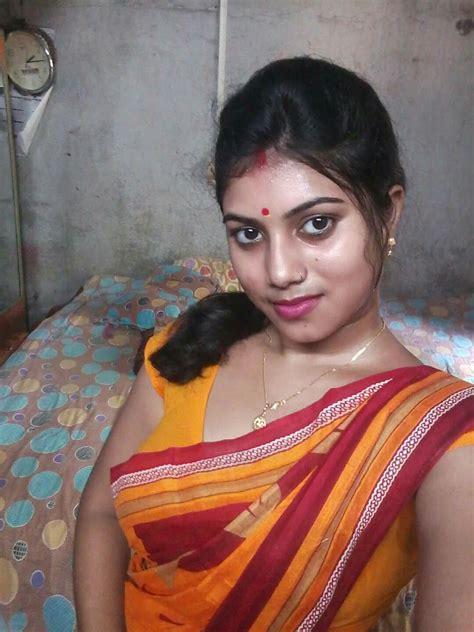 bhabhi boobs show|bhabhi